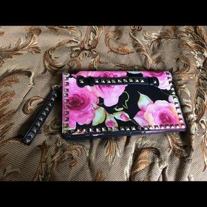 Women’s Clutch